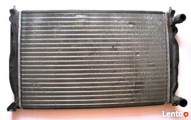 Chłodnica wody Audi VW Volkswagen VAG Valeo 8D0121251K