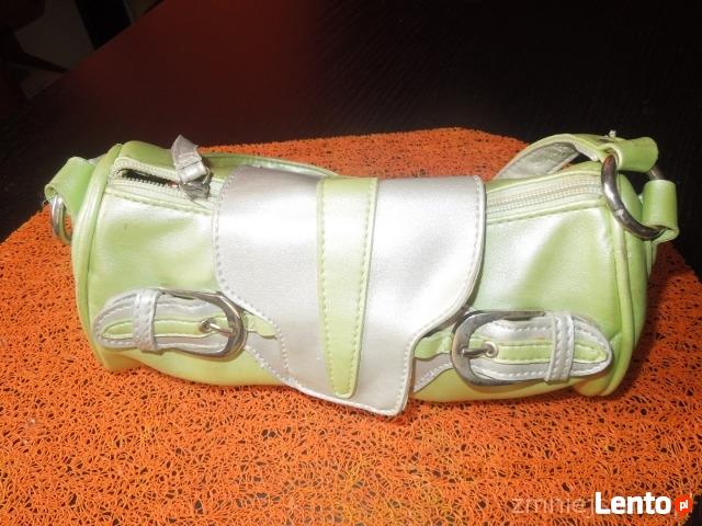 Torebki damskie extra wizytowe i na co dzień do sprzedani