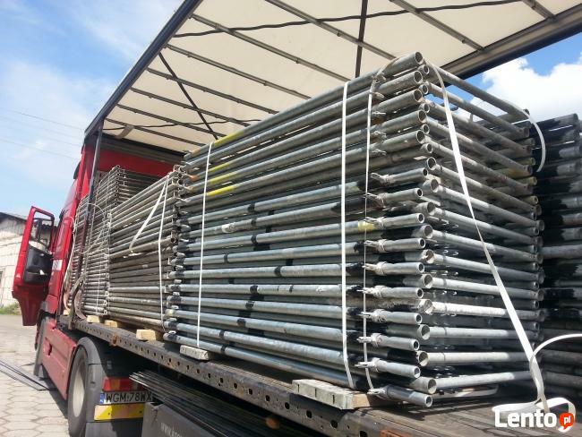 Skup rusztowań, szalunków i podpór