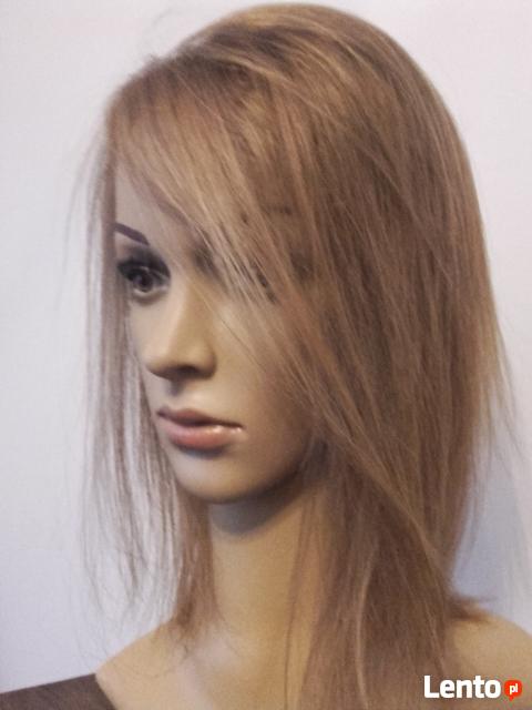 Niechirurgiczne uzupełnianie włosów - rekonstrukcja włosów