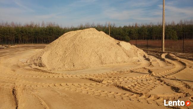 Ziemia ogrodowa i piasek budowlany