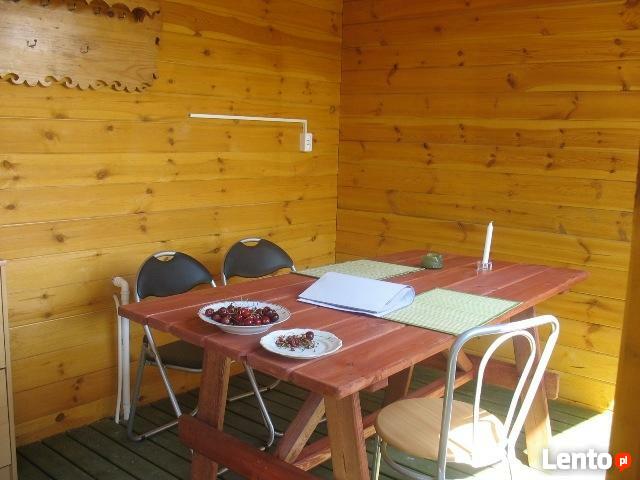 Domek letniskowy nad jeziorem na Kaszubach, Wiele