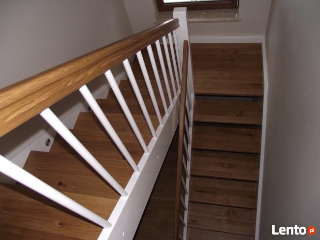 Schody i podłogi z drewna. LEGAR