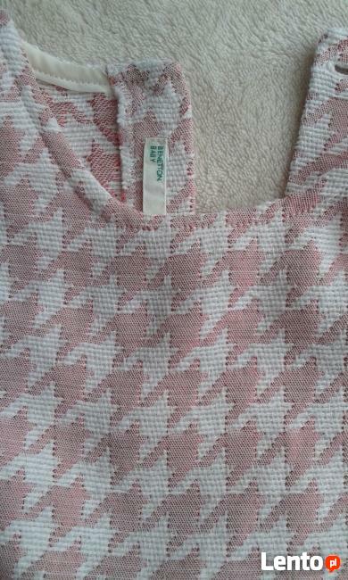 sprzedam bardzo ładne sukieneczki dla dziewczynki