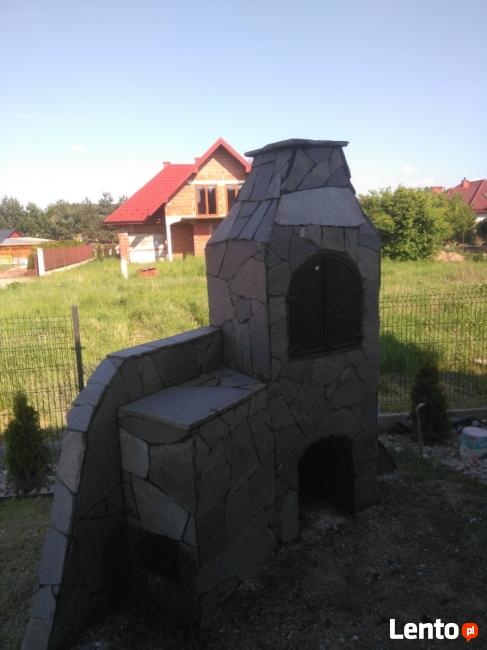 Grill ogrodowy, gril z wędzarnią i chlebowym