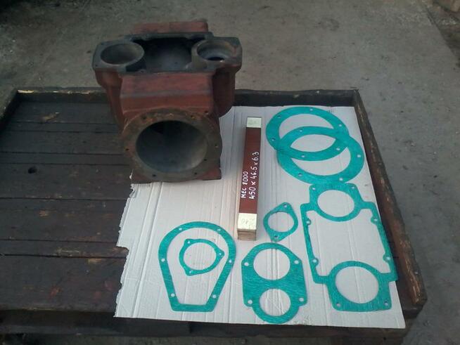 Beczkowóz.Naprawa pomp.