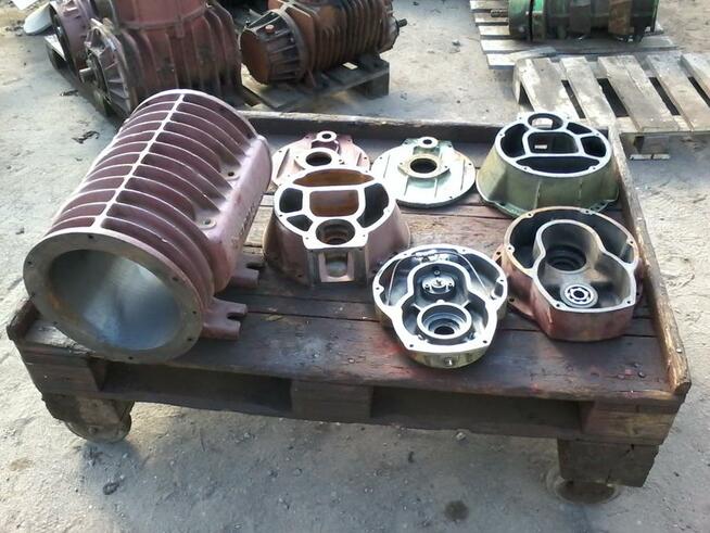 Beczkowóz.Naprawa pomp.