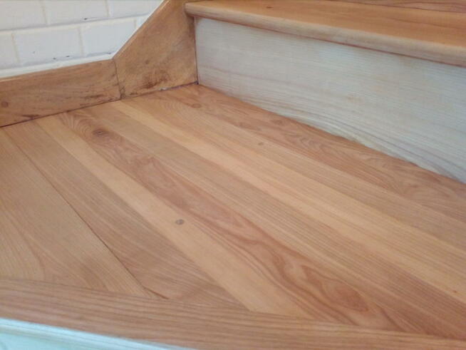 Cyklinowanie schodów