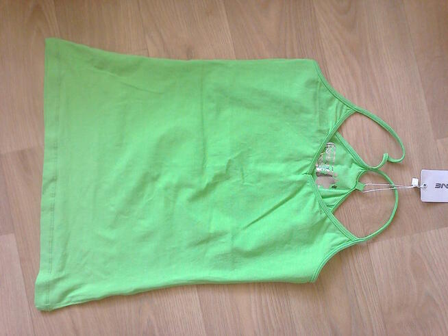 Seledynowy top/bokserka New Yorker