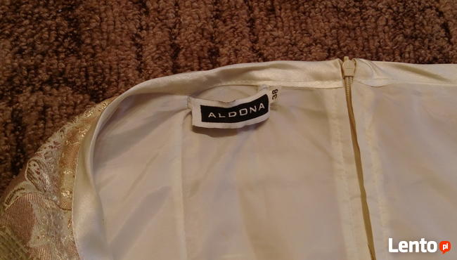 Kostium,garsonka; wesele, komunia i inne imprezy- rozm.38/44