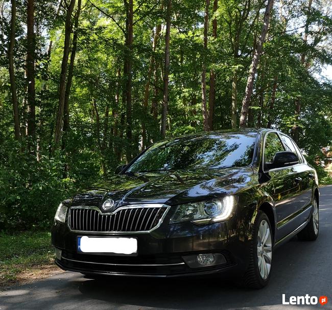 Auto do wypożyczenia z kierowcą, na sluby wesela, Skoda