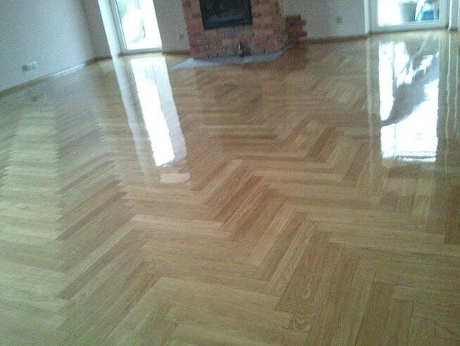 Układanie podłóg renowacje cyklinowanie lakierowanie olej