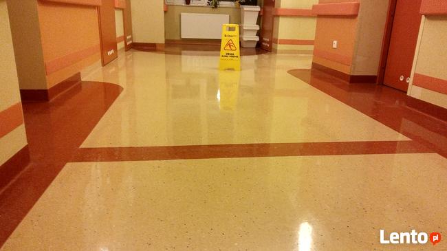 Polimeryzacja tarketu , PCV w szkołach i przedszkolach