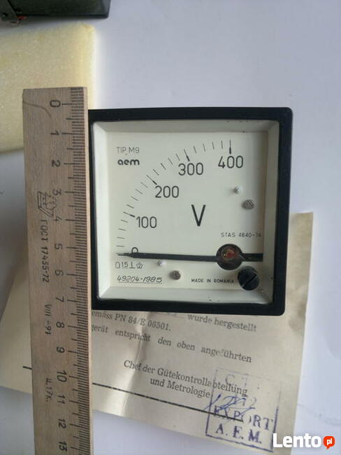 Woltomierz tablicowy 400V ; TIP M9 aem