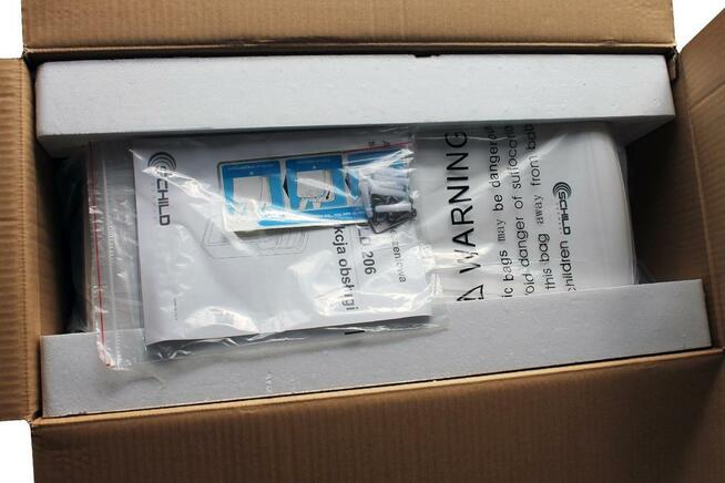 suszarka automatyczna kieszeniowa do rąk biała SCHILD