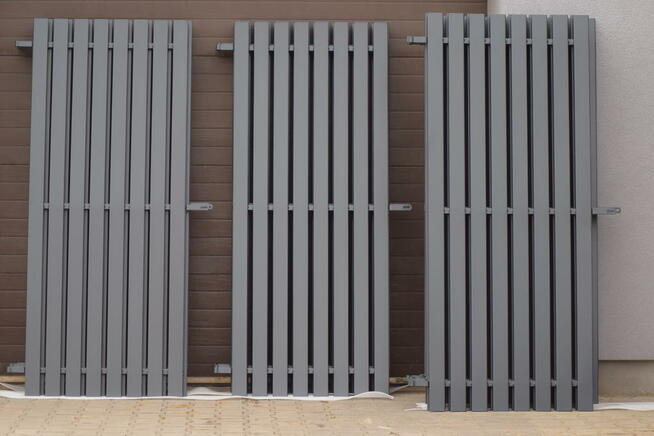 Drzwi piwniczne, ażurowe,pełne