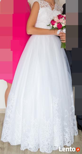 Suknia ślubna r.36
