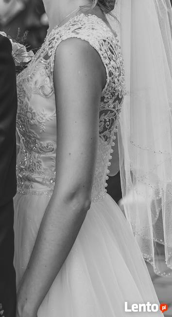 Suknia ślubna r.36