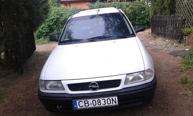 Sprzedam Opel Astra Kombi Caravan typ F ciężarowy 2001 r.