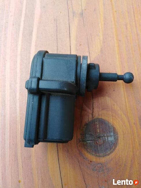 SILNICZEK REFLEKTORA LAMPY FORD KA 97KG13K198BC