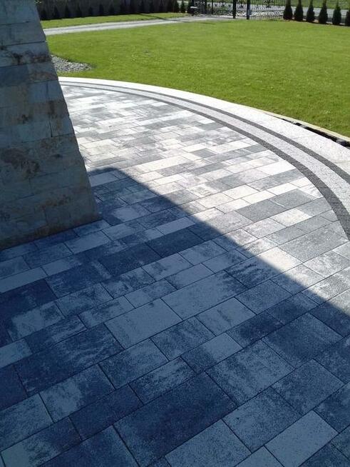 Brukarstwo, układanie kostki brukowej