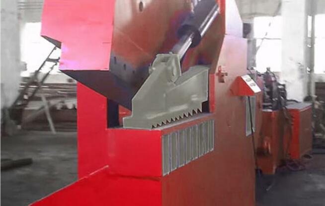 ALIGATOR L630 hydrauliczne nożyce do złomu