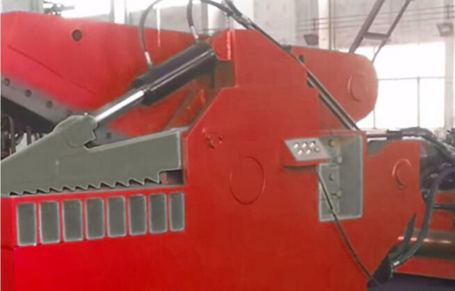 ALIGATOR L250 hydrauliczne nożyce do złomu