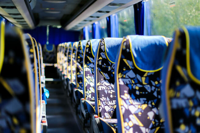 Przewóz osób - wynajem komfortowych autokarów i mkrobusów