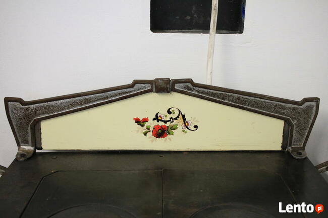 Zabytkowy piec, rok 1940, piękny, stylowy, masywny