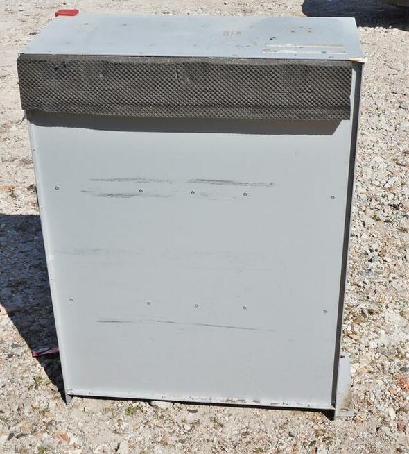 Zabudowy aut dostawczych półki szafki