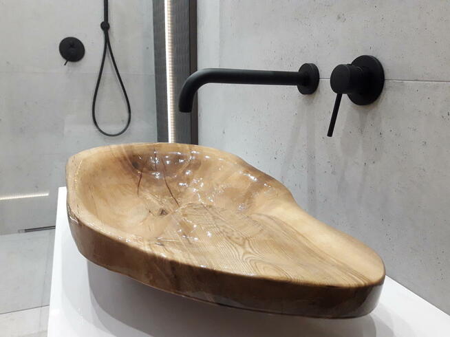 Umywalka drewniana artystyczna. Na zamówienie.