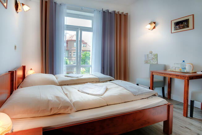 Villa w Kudowie-Zdroju, pokój z łazienką, TV, ogród