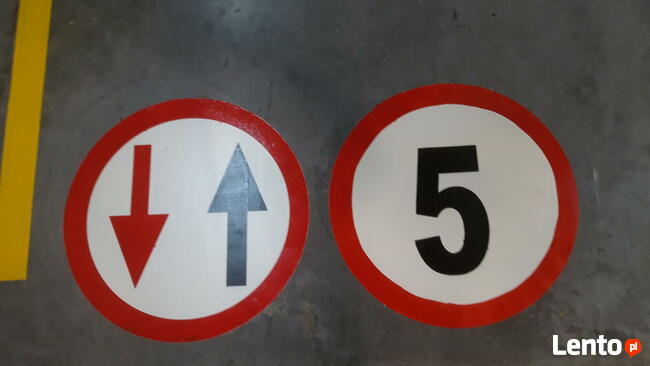 Malowanie linii, pasów, symboli bhp.