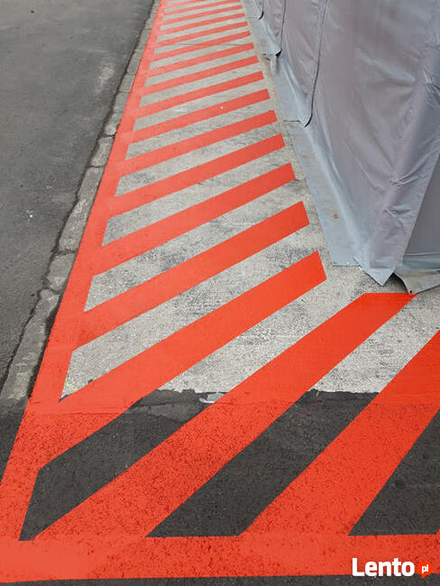 Znakowanie powierzchni przemysłowych. Malowanie oznaczeń.