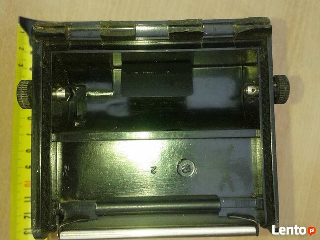 Bardzo stary aparat fotograficzny - obudowa, 50 zł.