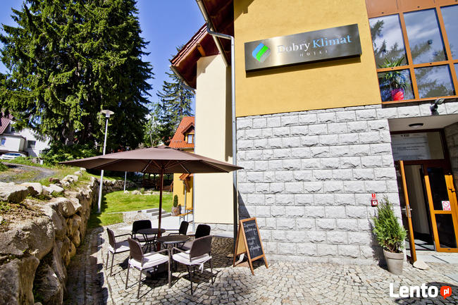 PRACOWNIKÓW RECEPCJI