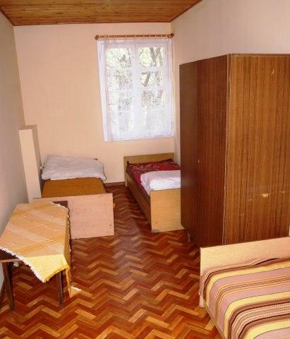 Wynajem pokoi i domków nad jeziorem Lucieńskim -Miałkówek