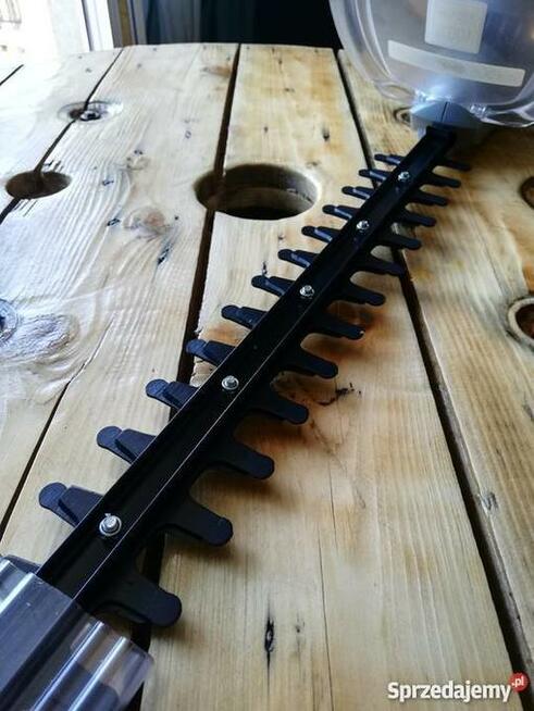 Nożyce Elektryczne do Żywopłotu TITAN TTB357GHT 60 cm 550W