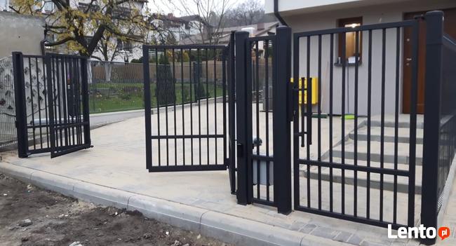 Urządzenie do bramy harmonijkowej