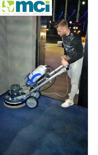 mci24 - czyszczenie wykładzin dywanowych w biurach i holach