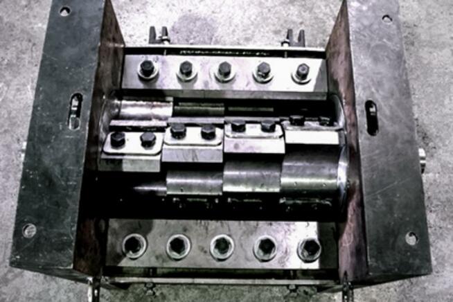 Młyn do Tworzyw Sztucznych MACHTEK MQ-400