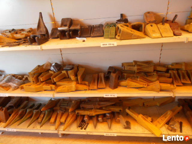 Zęby przykręcane do chwytaków.