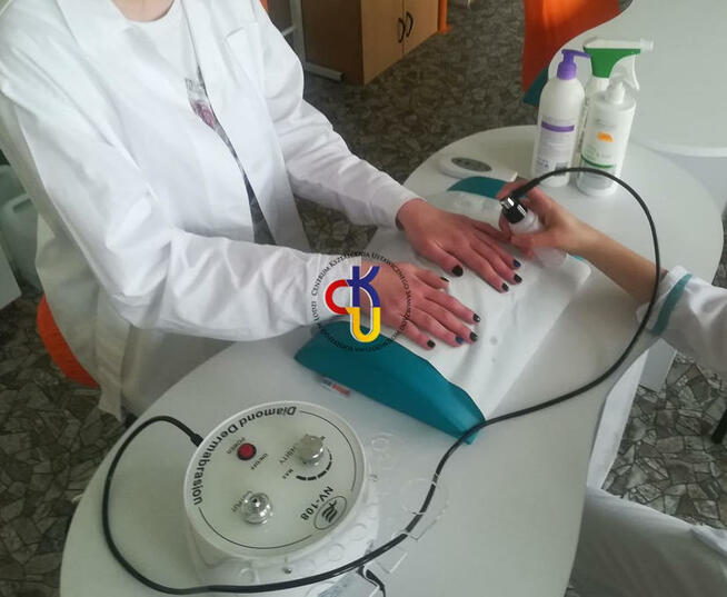 TECHNIK USŁUG KOSMETYCZNYCH - NAUKA CAŁKOWICIE BEZPŁATNA