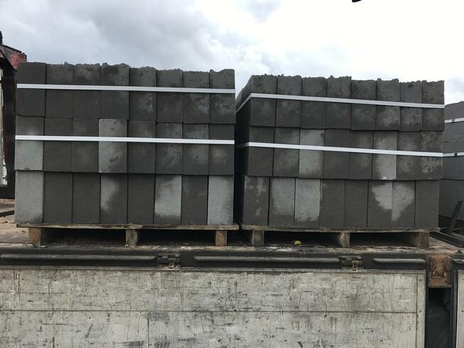 Bloczek betonowy 12x24x38