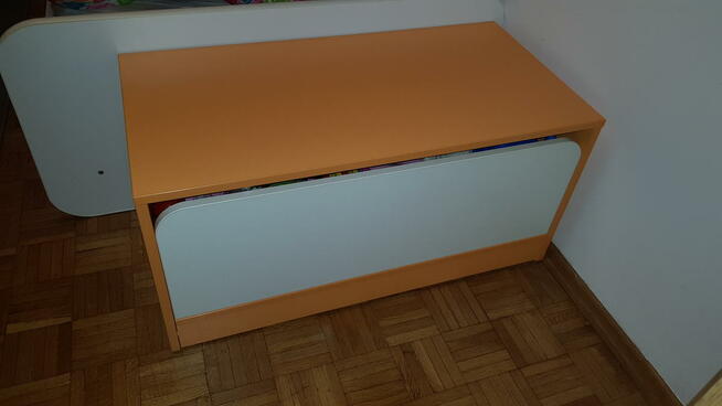 Komplet mebli z łóżkiem Pokój dziecinny młodzieżowy