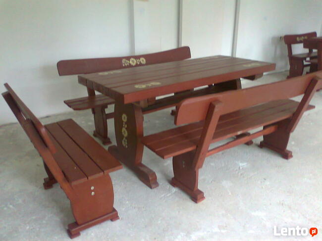 Meble stylizowane do ogrodu