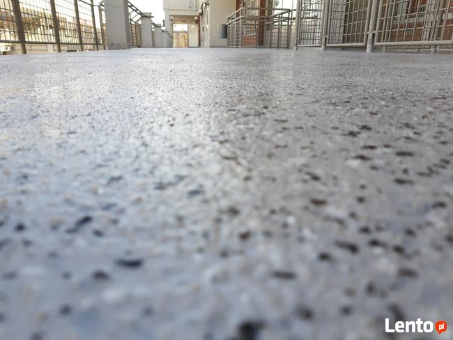 Remonty balkonów, tarasów, schodów