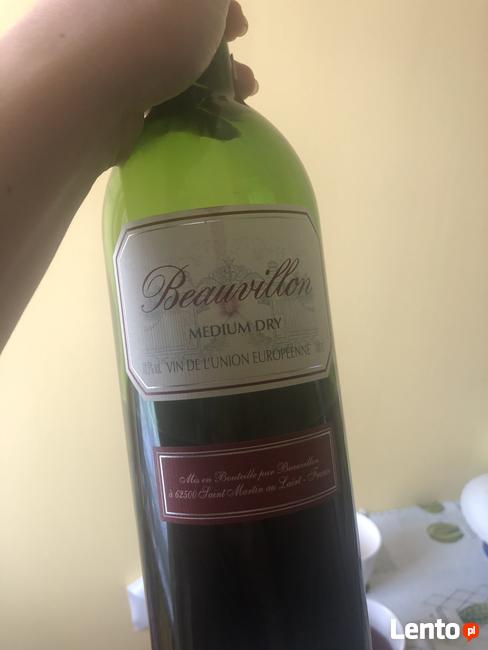 Sprzedam suknię ślubną z kolekcji Lilian West 6303