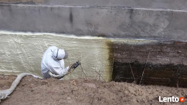 Ocieplanie pianą poliuretanową Bydgoszcz Izolacja natryskowa