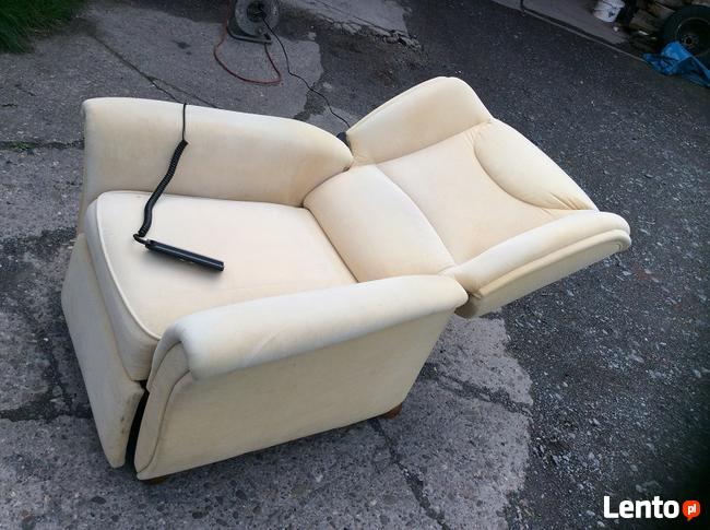 Fotel ustawiany pilotem